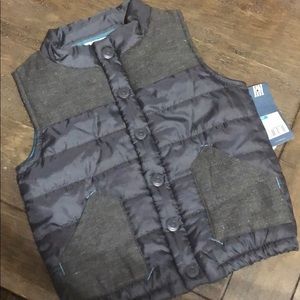 BN boys vest size 4T very nice!!